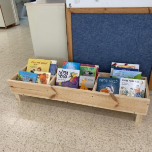 ספריה דגם אלון